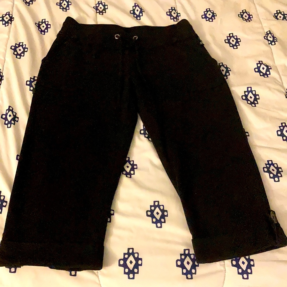 Capri pants